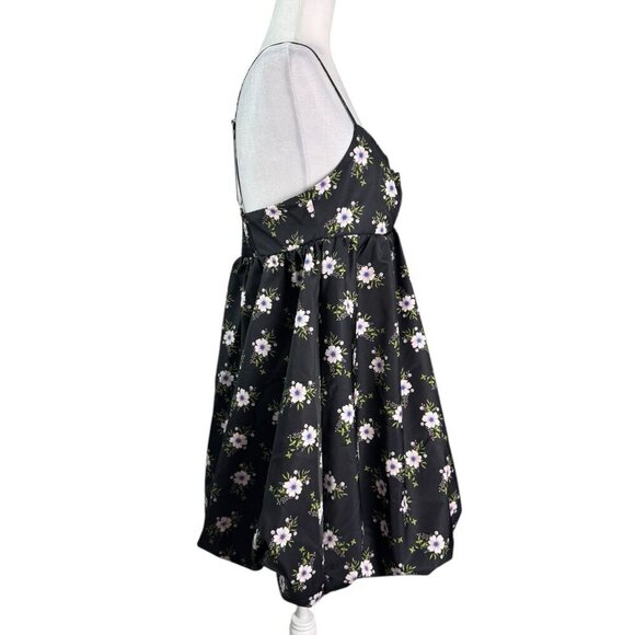 Free People NWT $128 In A Bubble Mini Dress in Black Cottagecore Floral Size M - Picture 7 of 10